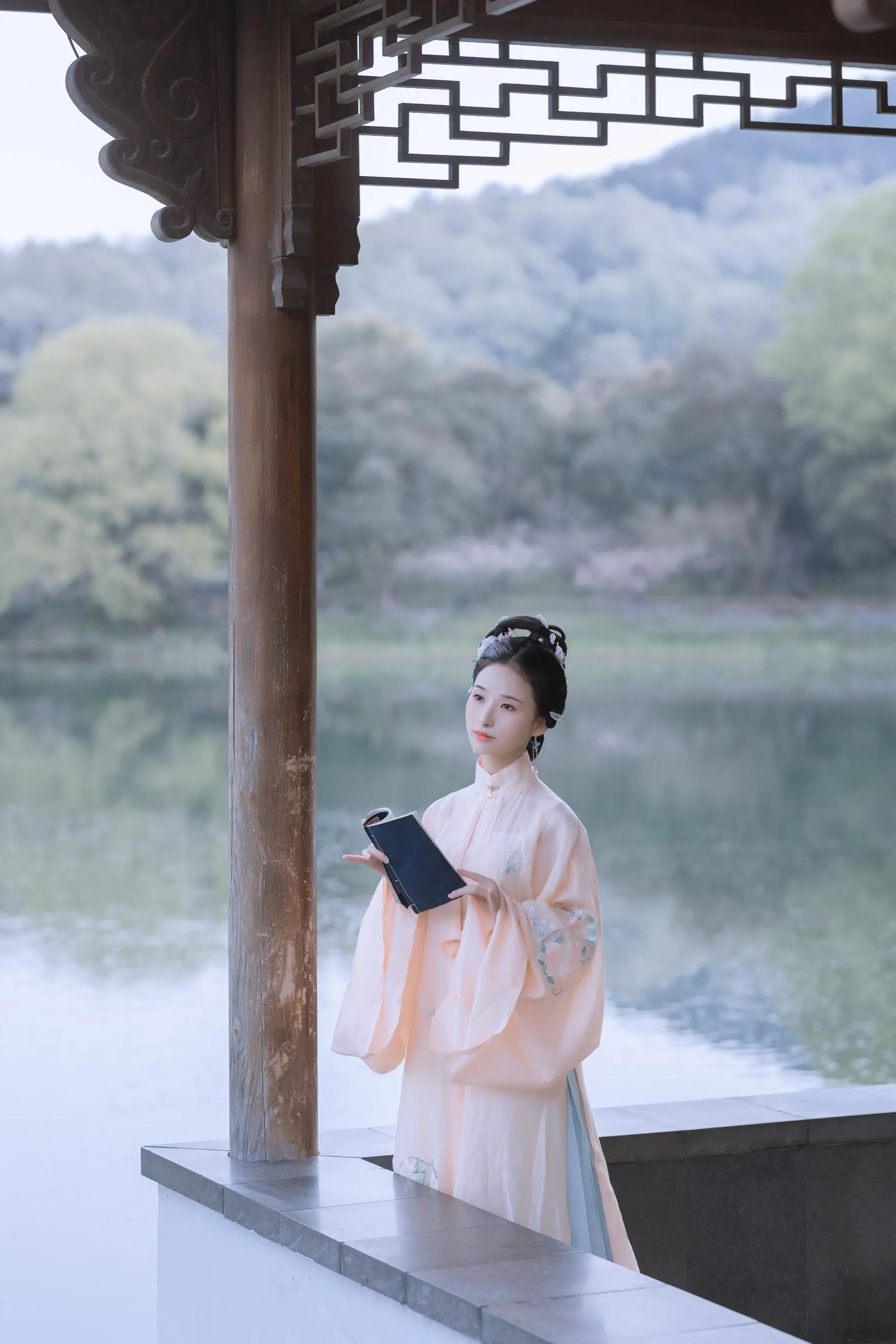 [艺图语] 2022.06.15 故园春晓 眸小妖 [43P]插图1